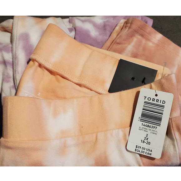 NWT Torrid Spiral Tie Dye Cropped Premium Leggings Pant Plus Size: 2X (18/20) - Picture 4 of 4